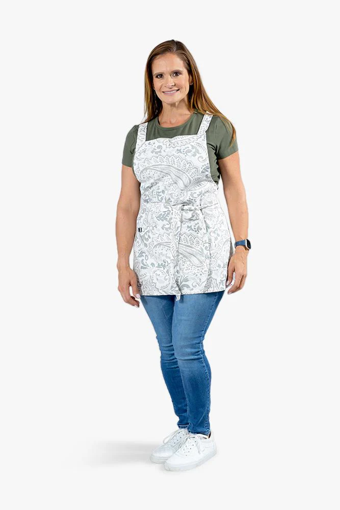 Silvermyst Apron